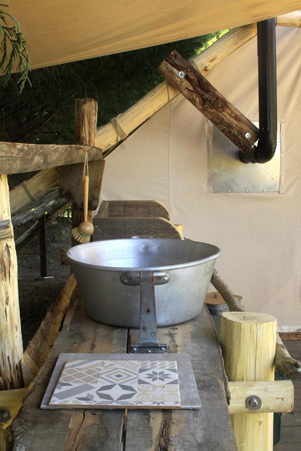 Tente Trappeur Ada, Au Jardin De La Vouivre Saint-Vincent-en-Bresse Εξωτερικό φωτογραφία